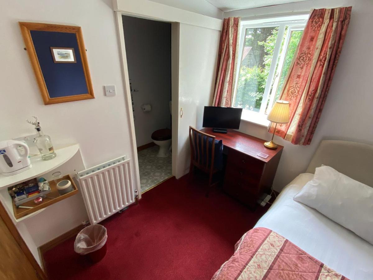 Glenan Lodge Self Catering Tomatin Exteriör bild