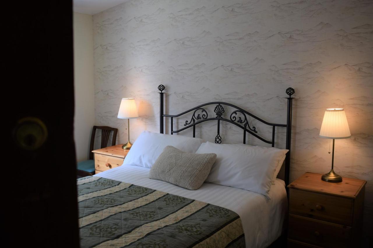 Glenan Lodge Self Catering Tomatin Exteriör bild